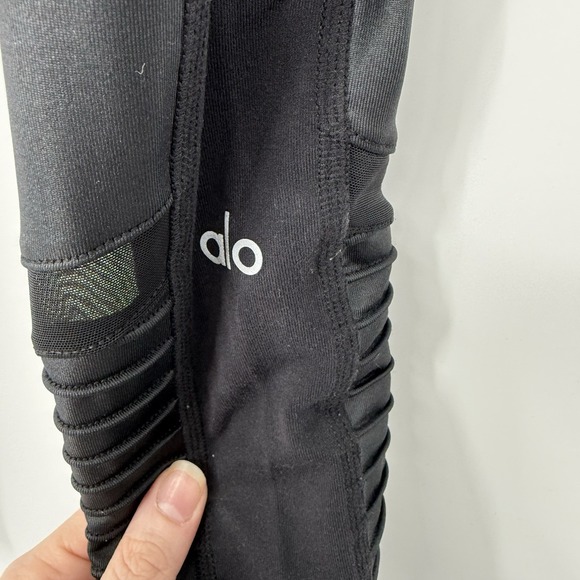 Alo Yoga Moto Leggings Black High Wst Ribbed Paneled Athletic Activewear Small - Picture 2 of 5